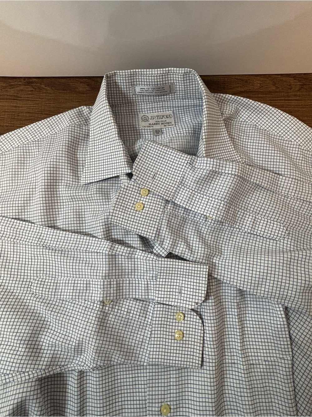 JP Tilford for Harry Rosen. Men’s Light Blue Checked Dress Shirt